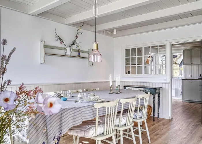 Holiday home Sten - 100m From The Sea By Interhome *